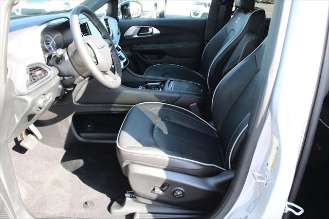 2026 Chrysler Pacifica PACIFICA LIMITED 2026 Chrysler Pacifica PACIFICA LIMITED