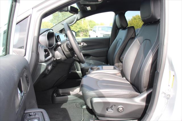 2026 Chrysler Pacifica PACIFICA SELECT 2026 Chrysler Pacifica PACIFICA SELECT