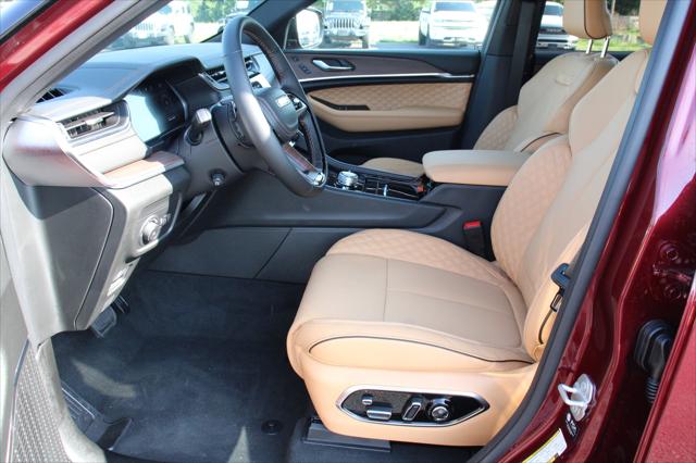 2025 Jeep Grand Cherokee GRAND CHEROKEE L SUMMIT 4X4