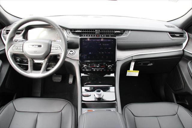 2025 Jeep Grand Cherokee GRAND CHEROKEE LIMITED 4X4 2025 Jeep Grand Cherokee GRAND CHEROKEE LIMITED 4X4