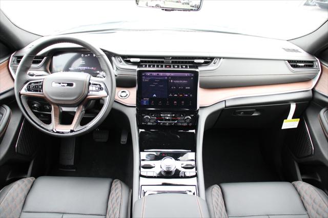 2025 Jeep Grand Cherokee GRAND CHEROKEE SUMMIT 4X4 2025 Jeep Grand Cherokee GRAND CHEROKEE SUMMIT 4X4