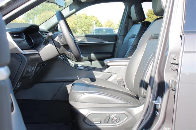 2025 Jeep Grand Cherokee GRAND CHEROKEE L LIMITED 4X4 2025 Jeep Grand Cherokee GRAND CHEROKEE L LIMITED 4X4