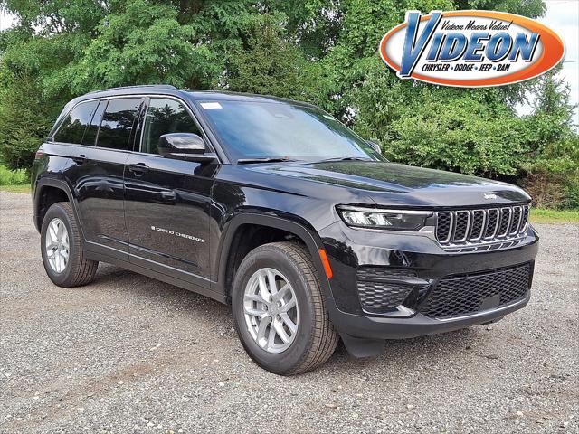 2025 Jeep Grand Cherokee GRAND CHEROKEE LAREDO X 4X4