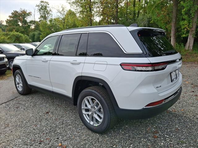 2025 Jeep Grand Cherokee GRAND CHEROKEE LAREDO X 4X4 2025 Jeep Grand Cherokee GRAND CHEROKEE LAREDO X 4X4