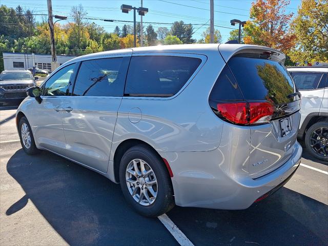 2026 Chrysler Voyager VOYAGER LX