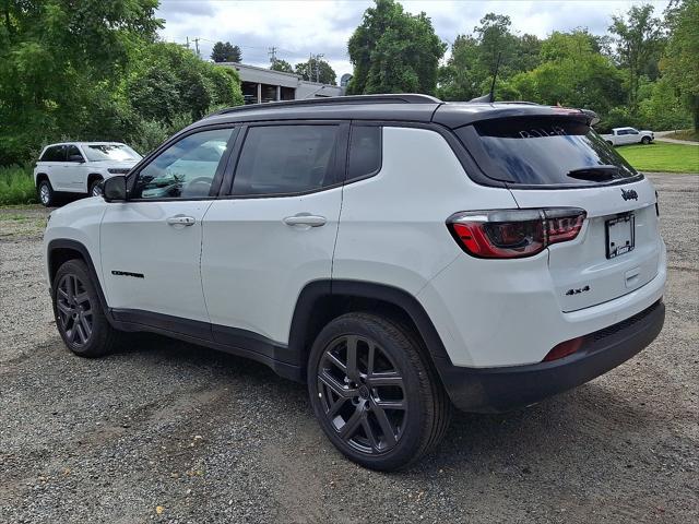 2025 Jeep Compass COMPASS LIMITED 4X4