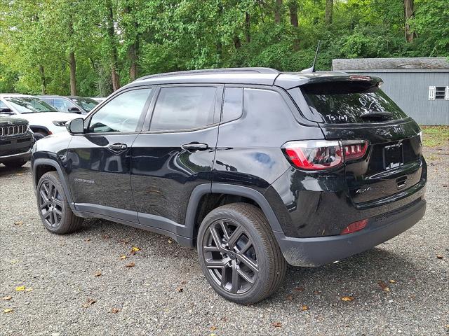 2025 Jeep Compass COMPASS LIMITED 4X4