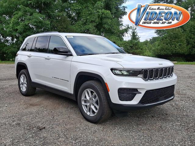 2025 Jeep Grand Cherokee GRAND CHEROKEE LAREDO X 4X4