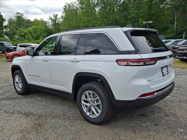 2025 Jeep Grand Cherokee GRAND CHEROKEE LAREDO X 4X4