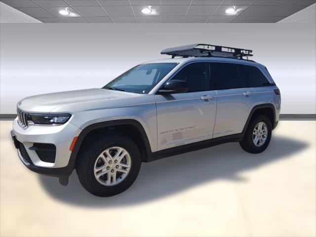 2024 Jeep Grand Cherokee Laredo 4x2