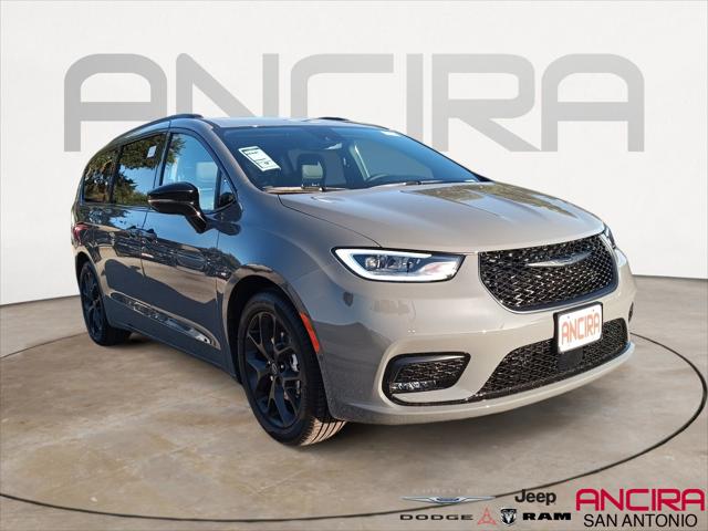 2025 Chrysler Pacifica PACIFICA LIMITED