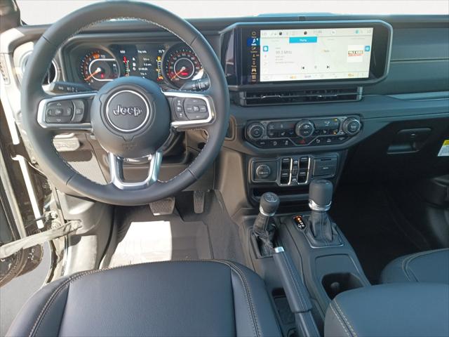 2025 Jeep Wrangler WRANGLER 4-DOOR SAHARA