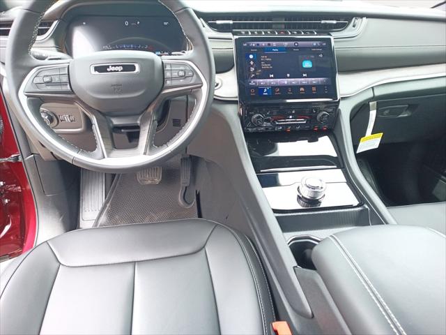 2025 Jeep Grand Cherokee GRAND CHEROKEE LIMITED 4X2