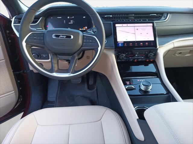 2025 Jeep Grand Cherokee GRAND CHEROKEE L LIMITED 4X4