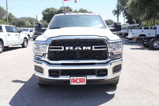 2024 RAM Ram 3500 Chassis Cab RAM 3500 TRADESMAN CREW CAB CHASSIS 4X2 60 CA