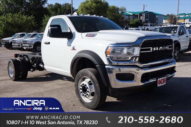2024 RAM Ram 5500 Chassis Cab RAM 5500 TRADESMAN CHASSIS REGULAR CAB 4X4 84 CA 2024 RAM Ram 5500 Chassis Cab RAM 5500 TRADESMAN CHASSIS REGULAR CAB 4X4 84 CA