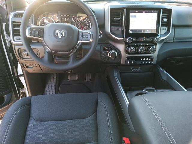 2025 RAM Ram 1500 RAM 1500 LONE STAR CREW CAB 4X4 57 BOX 2025 RAM Ram 1500 RAM 1500 LONE STAR CREW CAB 4X4 57 BOX