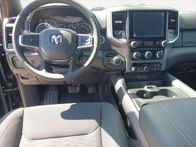 2025 RAM Ram 1500 RAM 1500 LONE STAR CREW CAB 4X4 57 BOX