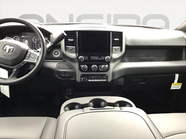 2026 RAM Ram 5500 Chassis Cab RAM 5500 TRADESMAN CHASSIS CREW CAB 4X4 60 CA