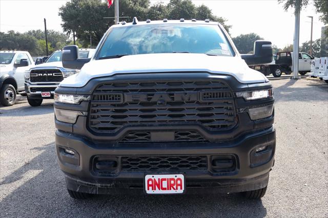 2026 RAM Ram 3500 Chassis Cab RAM 3500 TRADESMAN CREW CAB CHASSIS 4X4 60 CA 2026 RAM Ram 3500 Chassis Cab RAM 3500 TRADESMAN CREW CAB CHASSIS 4X4 60 CA