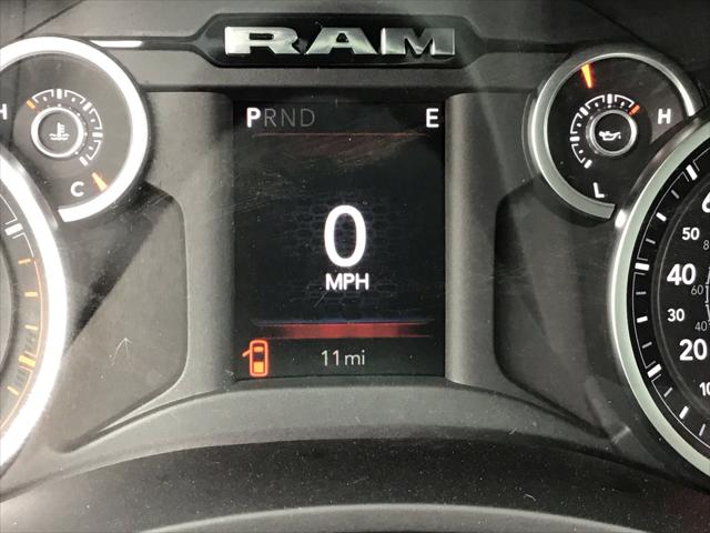 2026 RAM Ram 5500 Chassis Cab RAM 5500 TRADESMAN CHASSIS CREW CAB 4X4 60 CA