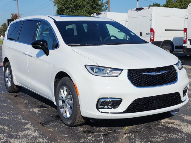 2026 Chrysler Pacifica PACIFICA SELECT AWD