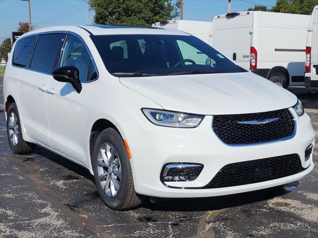 2026 Chrysler Pacifica PACIFICA SELECT AWD