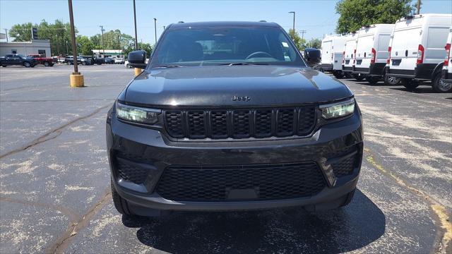 2025 Jeep Grand Cherokee GRAND CHEROKEE ALTITUDE 4X4 2025 Jeep Grand Cherokee GRAND CHEROKEE ALTITUDE 4X4