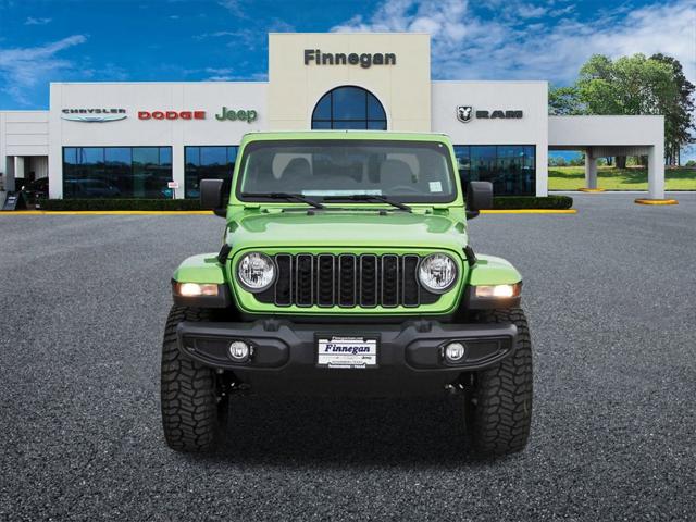 2025 Jeep Gladiator GLADIATOR NIGHTHAWK 4X4 2025 Jeep Gladiator GLADIATOR NIGHTHAWK 4X4