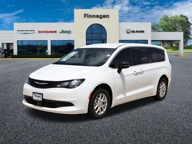 2025 Chrysler Voyager VOYAGER LX