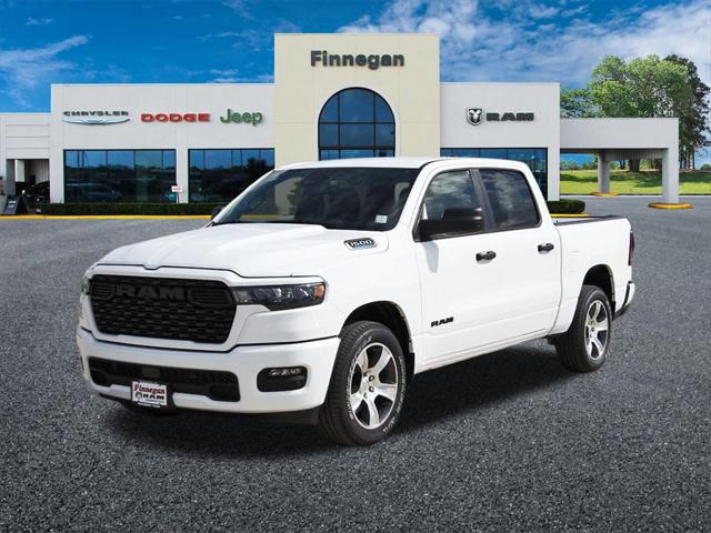 2025 RAM Ram 1500 RAM 1500 TRADESMAN CREW CAB 4X2 57 BOX 2025 RAM Ram 1500 RAM 1500 TRADESMAN CREW CAB 4X2 57 BOX