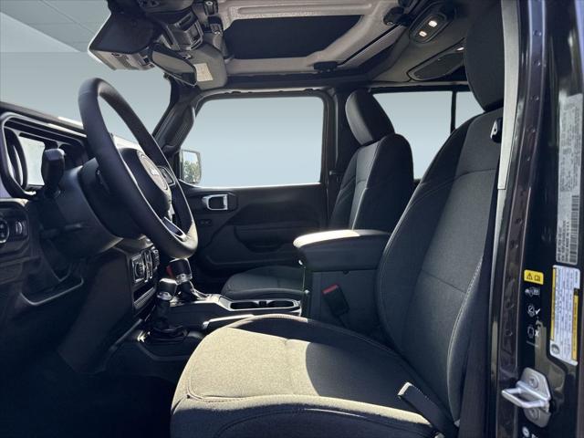 2025 Jeep Gladiator GLADIATOR SPORT S 4X4