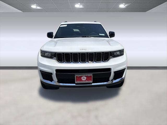 2025 Jeep Grand Cherokee GRAND CHEROKEE L LAREDO X 4X4