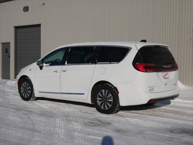2023 Chrysler Pacifica Hybrid Limited