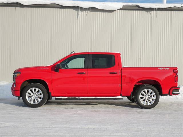 2022 Chevrolet Silverado 1500 4WD Crew Cab Short Bed Custom 2022 Chevrolet Silverado 1500 4WD Crew Cab Short Bed Custom