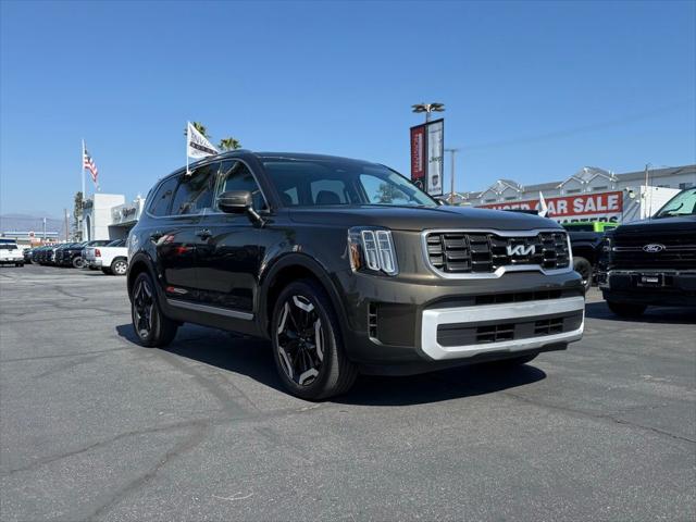 2025 Kia Telluride S 2025 Kia Telluride S
