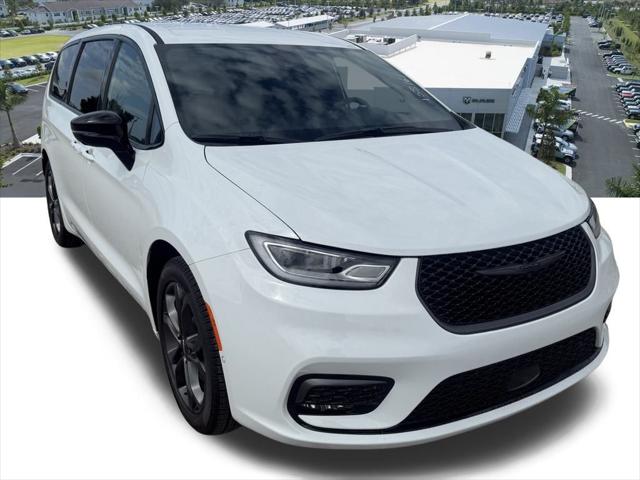 2026 Chrysler Pacifica PACIFICA SELECT