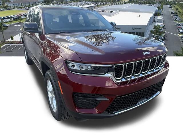 2025 Jeep Grand Cherokee GRAND CHEROKEE LAREDO X 4X4