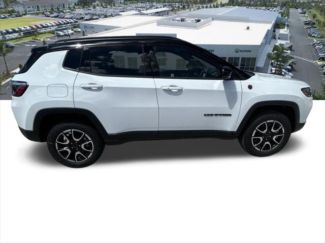2025 Jeep Compass COMPASS TRAILHAWK 4X4