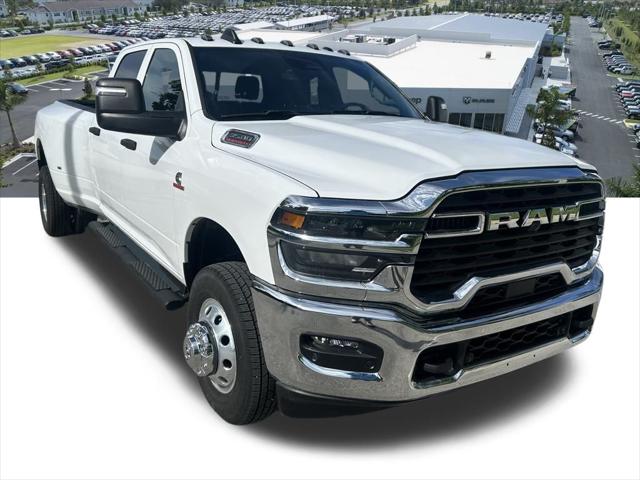 2025 RAM Ram 3500 RAM 3500 TRADESMAN CREW CAB 4X4 8 BOX 2025 RAM Ram 3500 RAM 3500 TRADESMAN CREW CAB 4X4 8 BOX