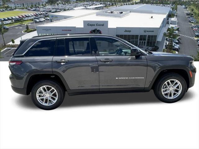 2025 Jeep Grand Cherokee GRAND CHEROKEE LAREDO X 4X2