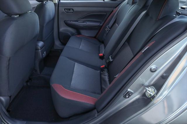 2025 Nissan Versa 1.6 SR