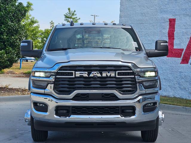 2026 RAM Ram 3500 Chassis Cab RAM 3500 BIG HORN CREW CAB CHASSIS 4X4 60 CA 2026 RAM Ram 3500 Chassis Cab RAM 3500 BIG HORN CREW CAB CHASSIS 4X4 60 CA