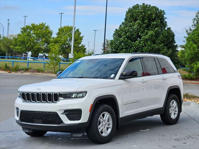 2025 Jeep Grand Cherokee GRAND CHEROKEE LAREDO 4X2 2025 Jeep Grand Cherokee GRAND CHEROKEE LAREDO 4X2