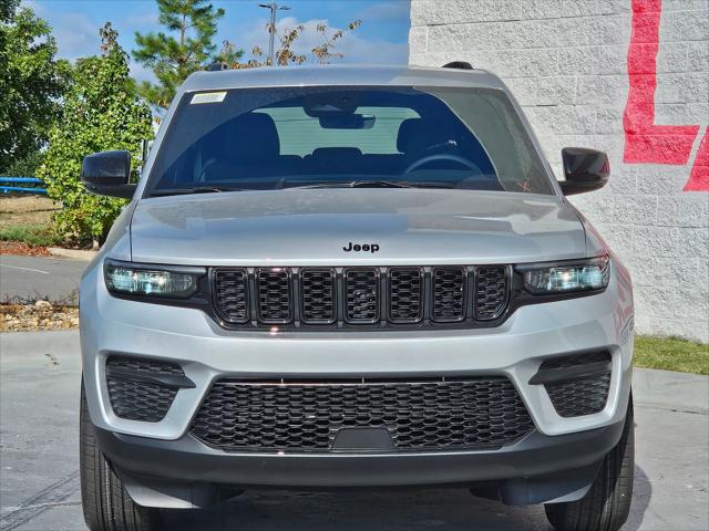 2025 Jeep Grand Cherokee GRAND CHEROKEE ALTITUDE 4X4