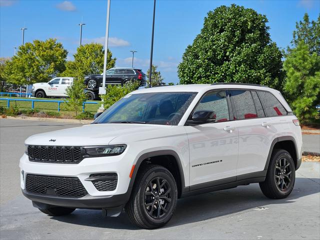 2025 Jeep Grand Cherokee GRAND CHEROKEE ALTITUDE 4X4