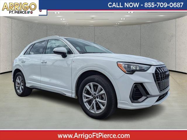 2022 Audi Q3 Premium 45 TFSI S line quattro Tiptronic 2022 Audi Q3 Premium 45 TFSI S line quattro Tiptronic