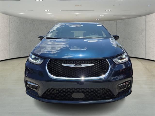 2025 Chrysler Pacifica PACIFICA SELECT