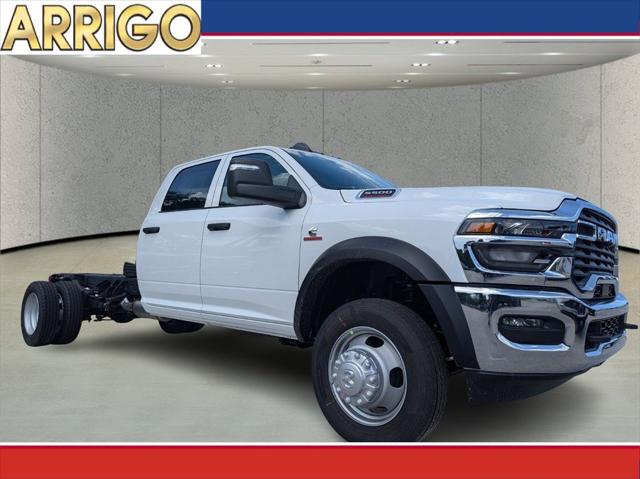 2025 RAM Ram 5500 Chassis Cab RAM 5500 TRADESMAN CHASSIS CREW CAB 4X4 84 CA 2025 RAM Ram 5500 Chassis Cab RAM 5500 TRADESMAN CHASSIS CREW CAB 4X4 84 CA