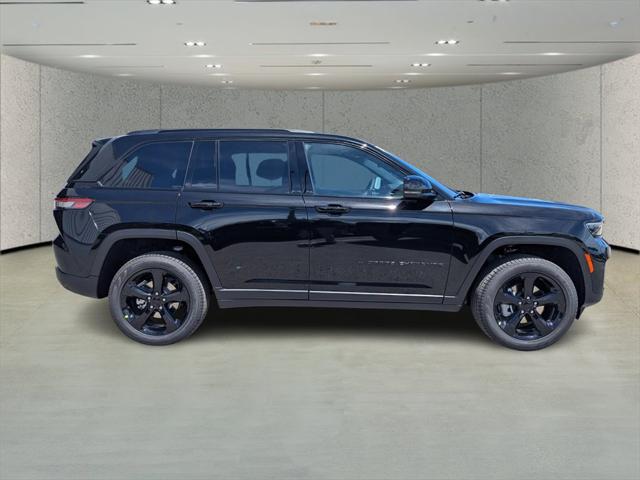 2025 Jeep Grand Cherokee GRAND CHEROKEE LIMITED 4X2